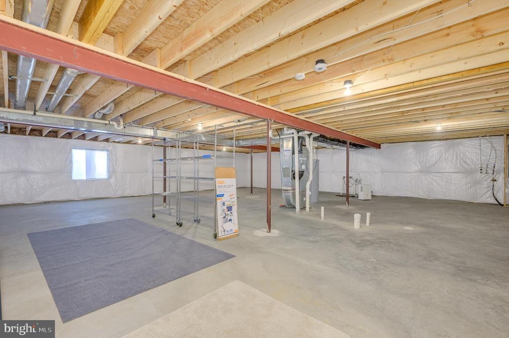 Sutherland Way, Martinsburg, WV 25405