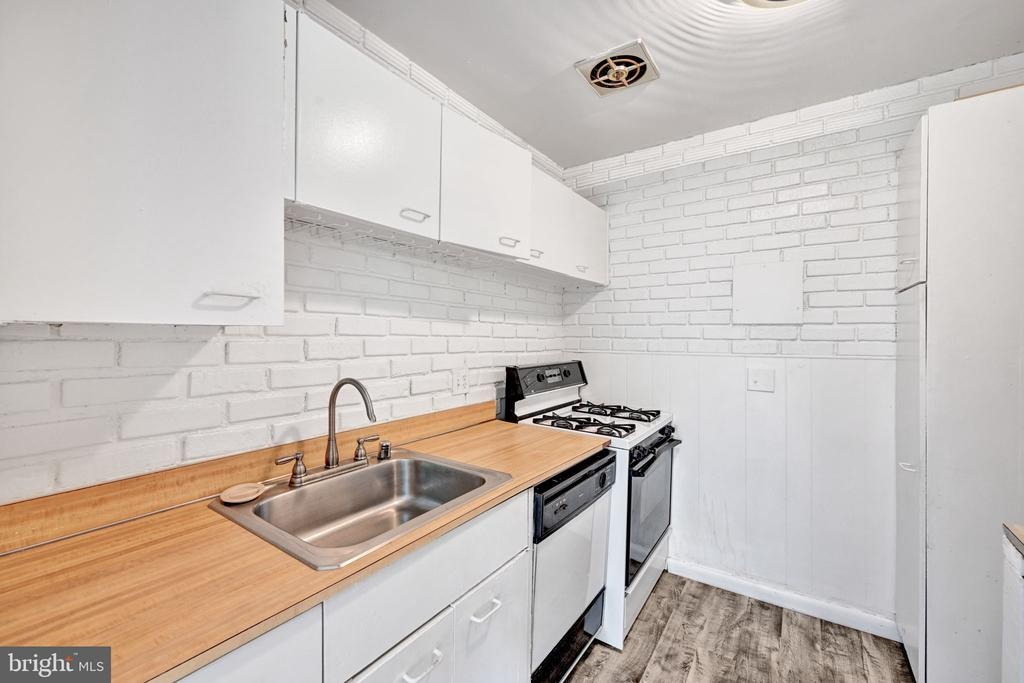 Newton St, Bladensburg, MD 20710 #1