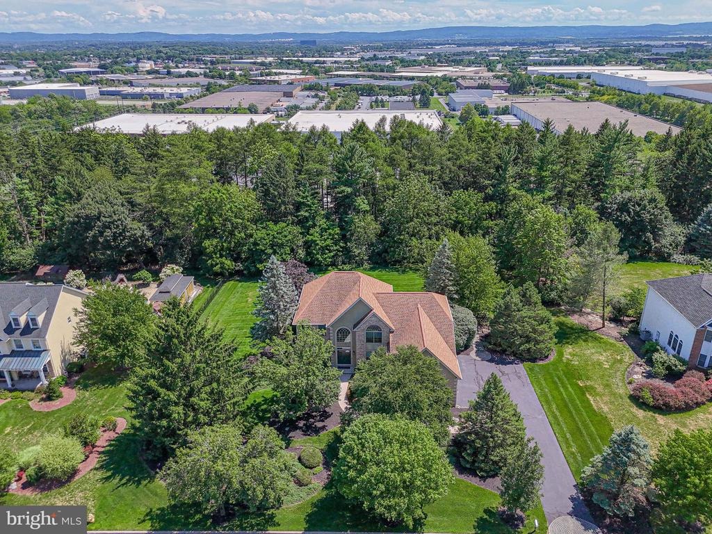 Lehigh Ct, Allentown, PA 18106