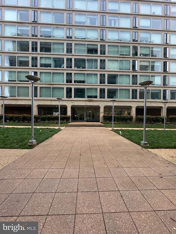 3rd St, Washington, DC 20024