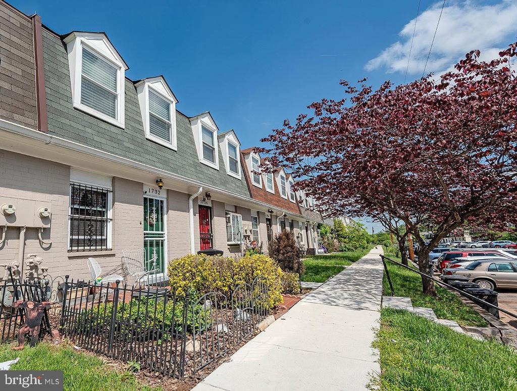 Village Green Dr, Hyattsville, MD 20785 #1