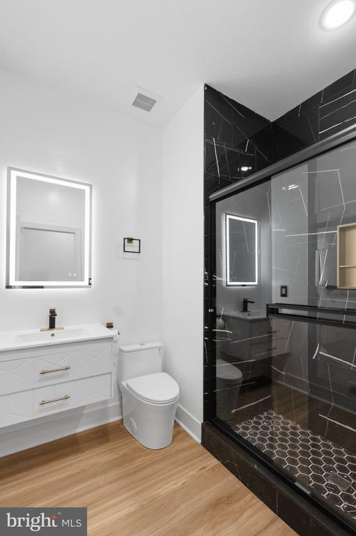 22nd St, Philadelphia, PA 19140