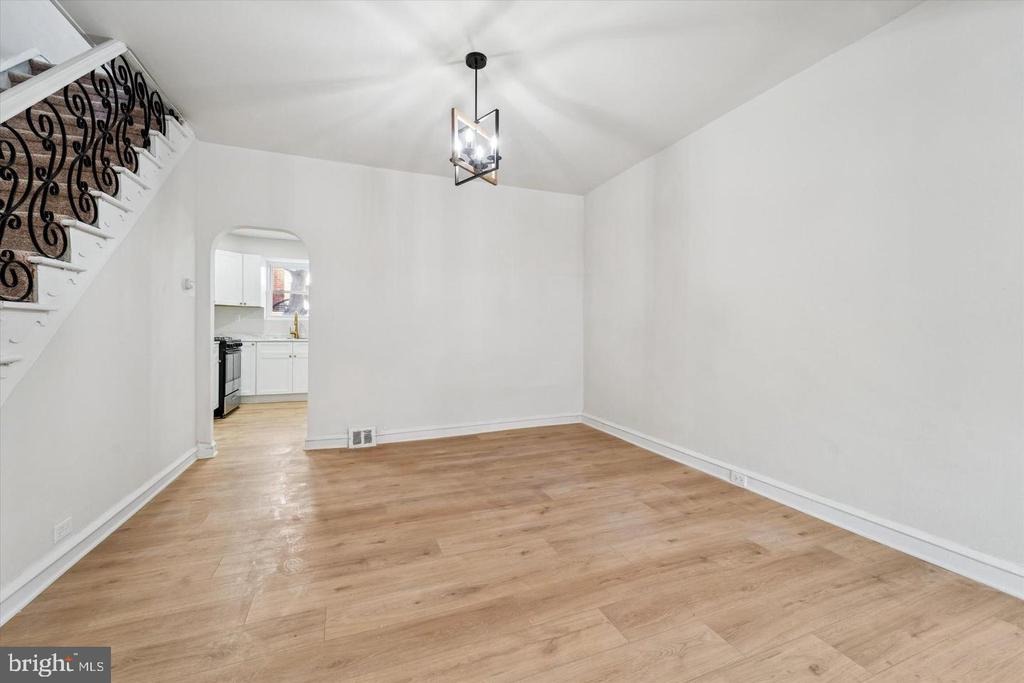 Reedland St, Philadelphia, PA 19142