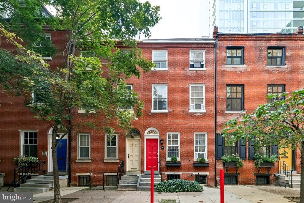 Juniper St, Philadelphia, PA 19107