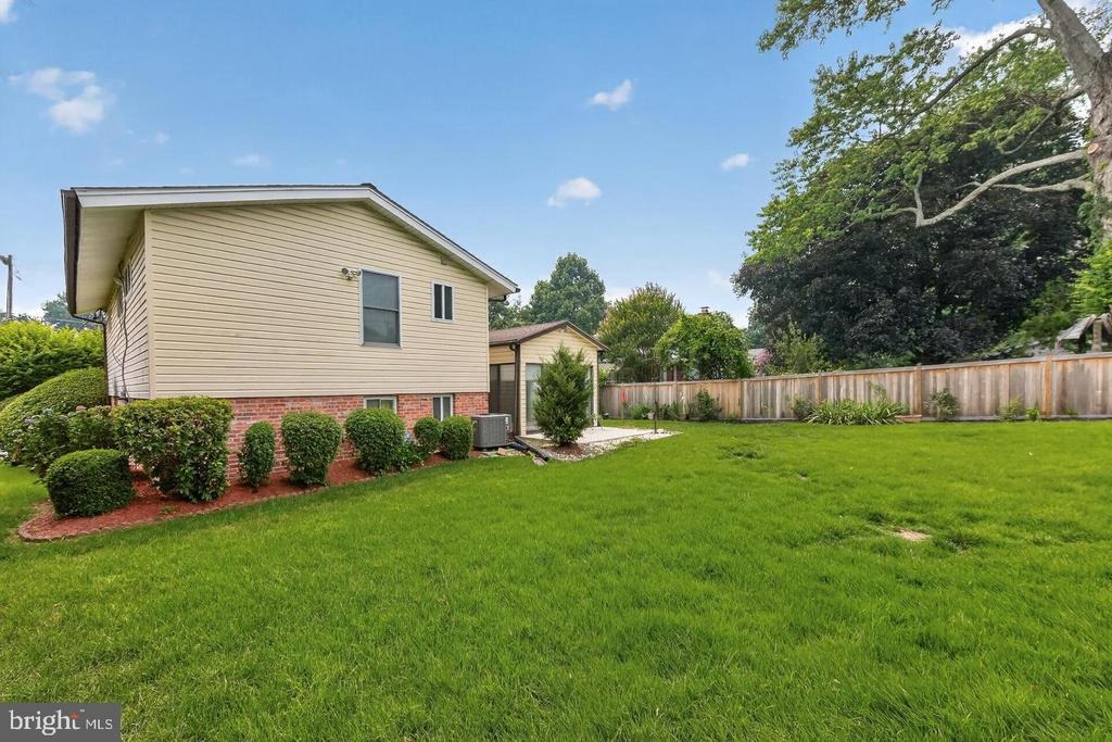 Tulare Dr, Silver Spring, MD 20906