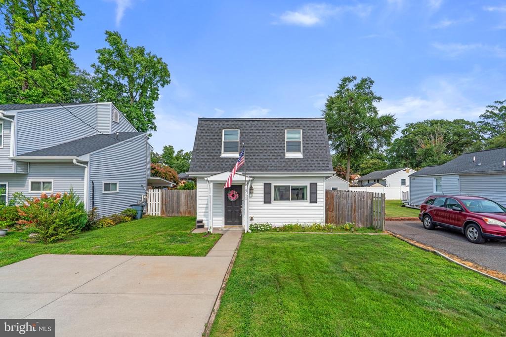 Elkridge Dr, Edgewater, MD 21037