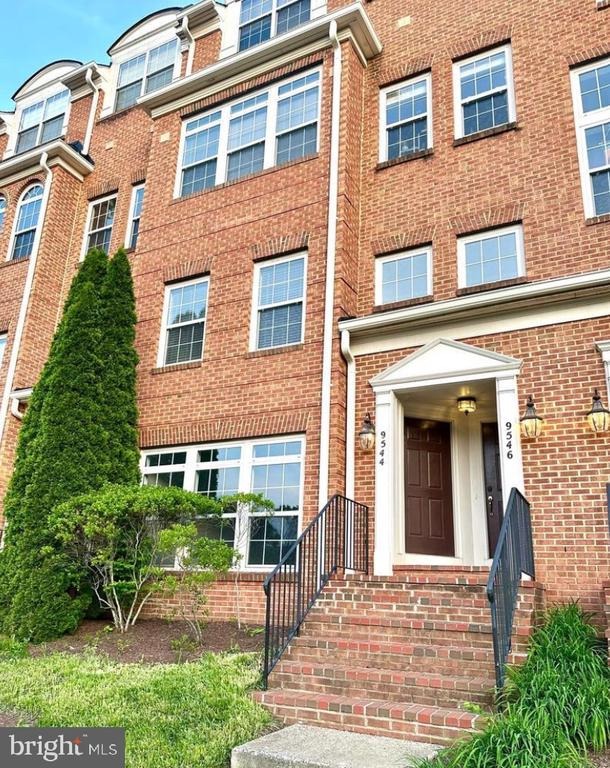 Walker Way, Manassas Park, VA 20111