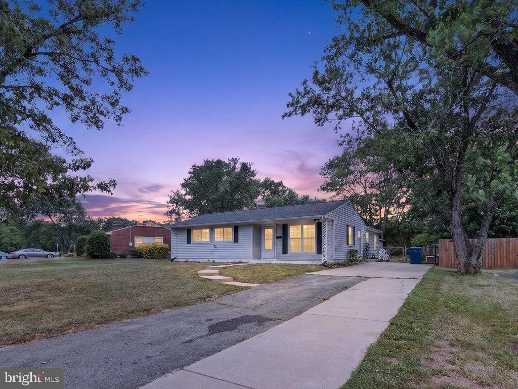 Upland Dr, Alexandria, VA 22310