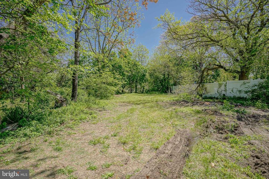 3rd St, Millville, NJ 08332