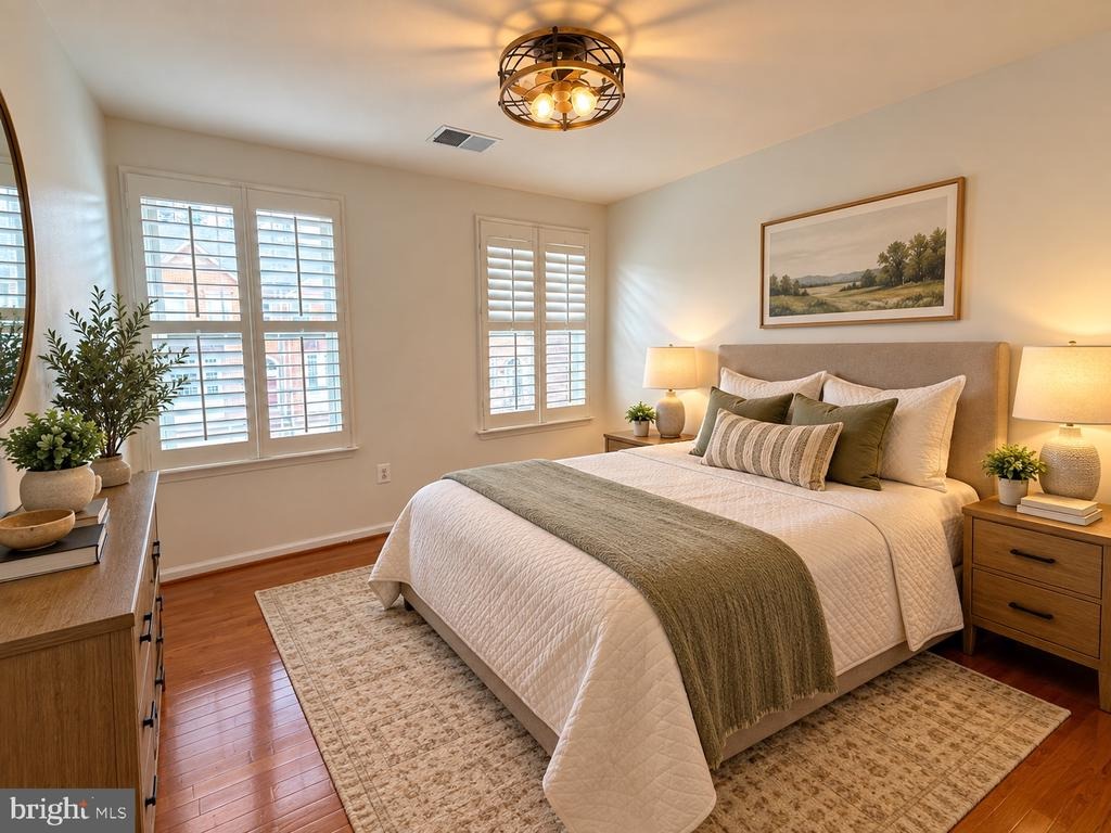Cozy Glen Ln, Alexandria, VA 22312 #1