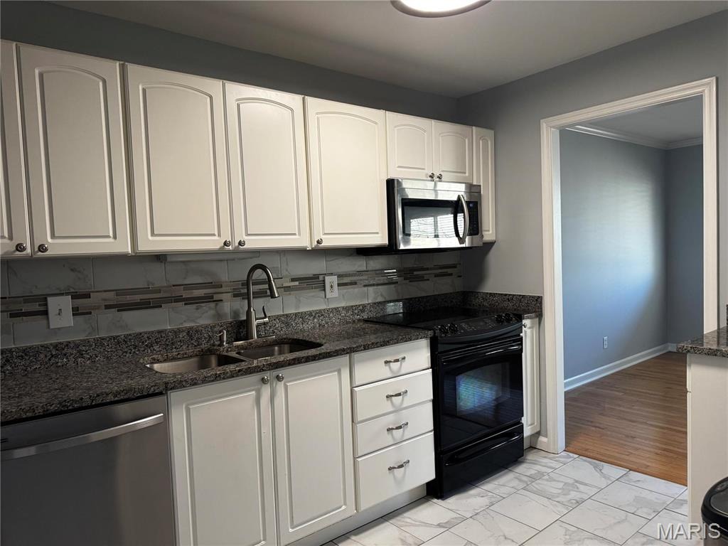 Old Bonhomme Rd, Saint Louis, MO 63132 #1