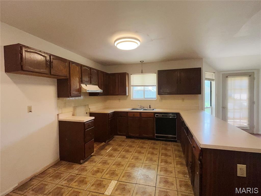 Wood Poppy Dr, Florissant, MO 63031 #1