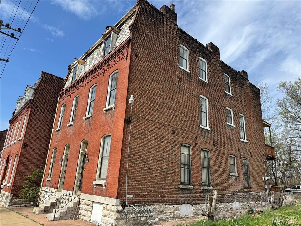 Mallinckrodt St, Saint Louis, MO 63107