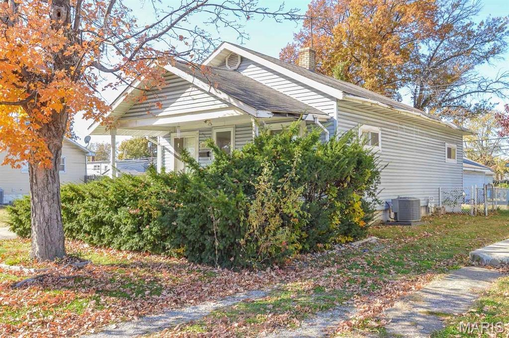 Washington Ave, Granite City, IL 62040