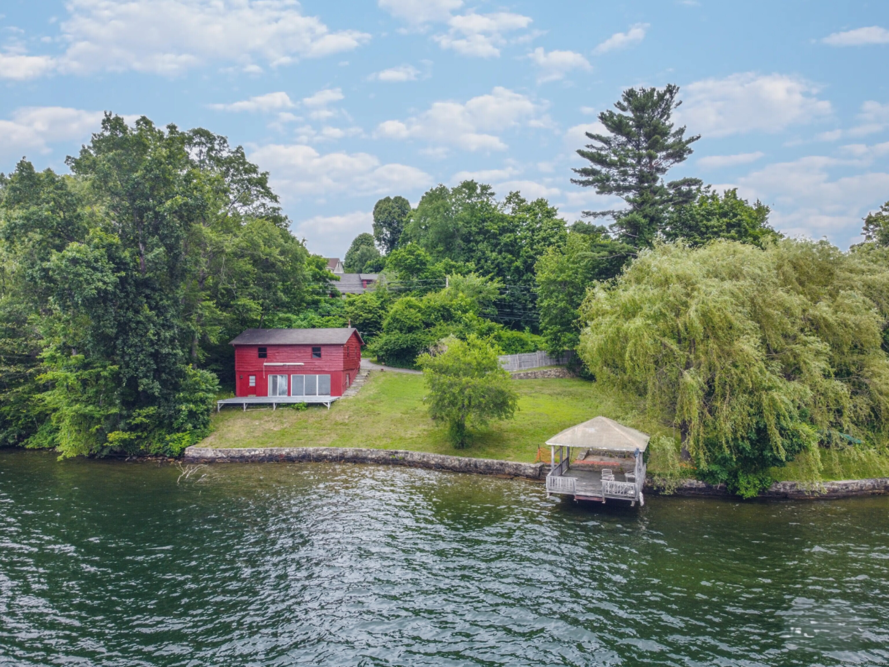 Candlewood Lake Rd, Brookfield, CT 06804