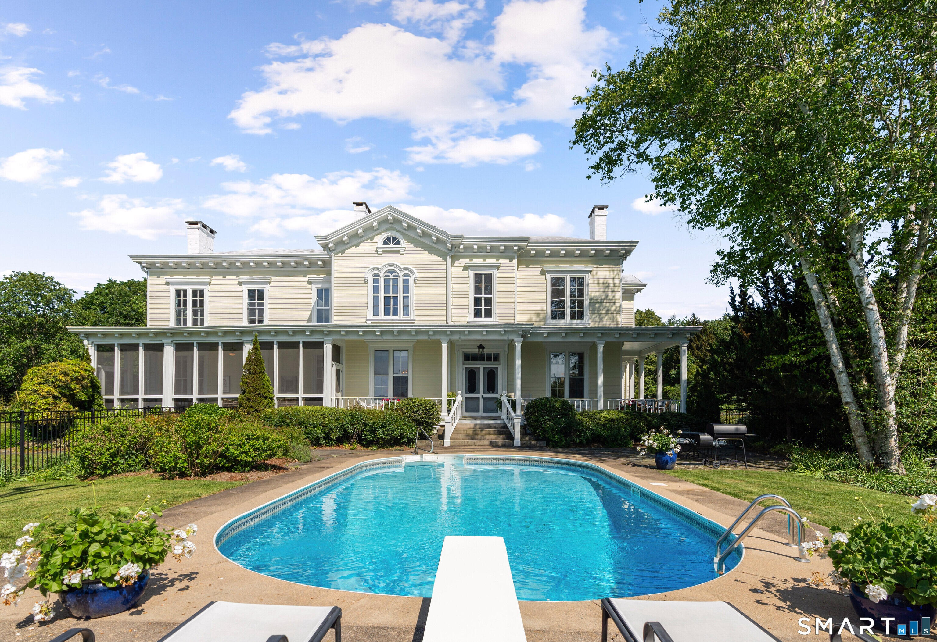 Main St, Stonington, CT 06378
