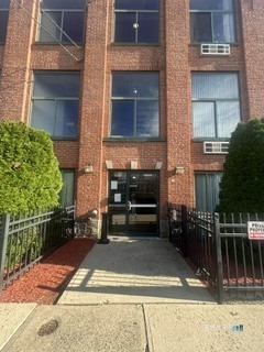 Charles St, Bridgeport, CT 06606 #1