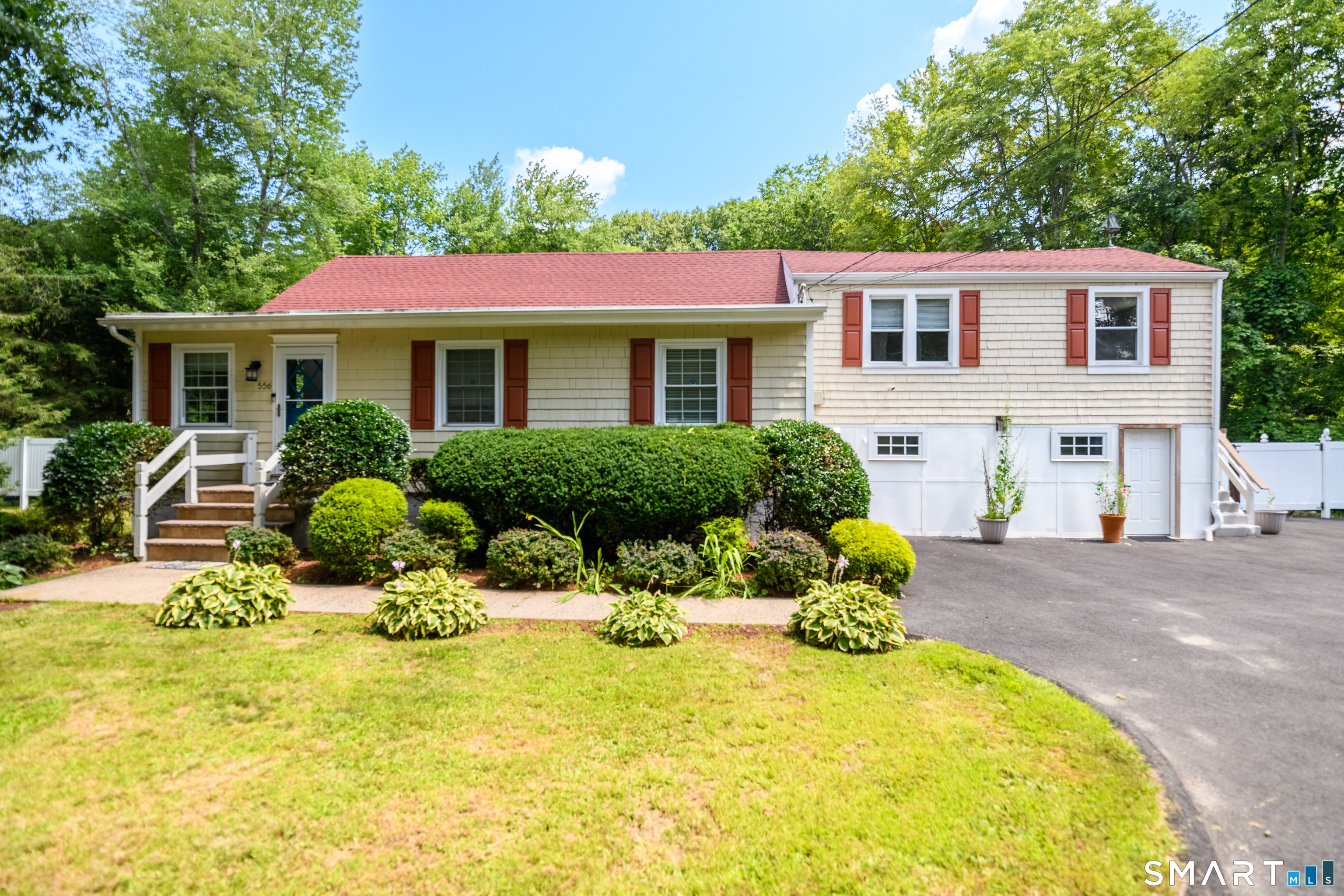 Pepper St, Monroe, CT 06468