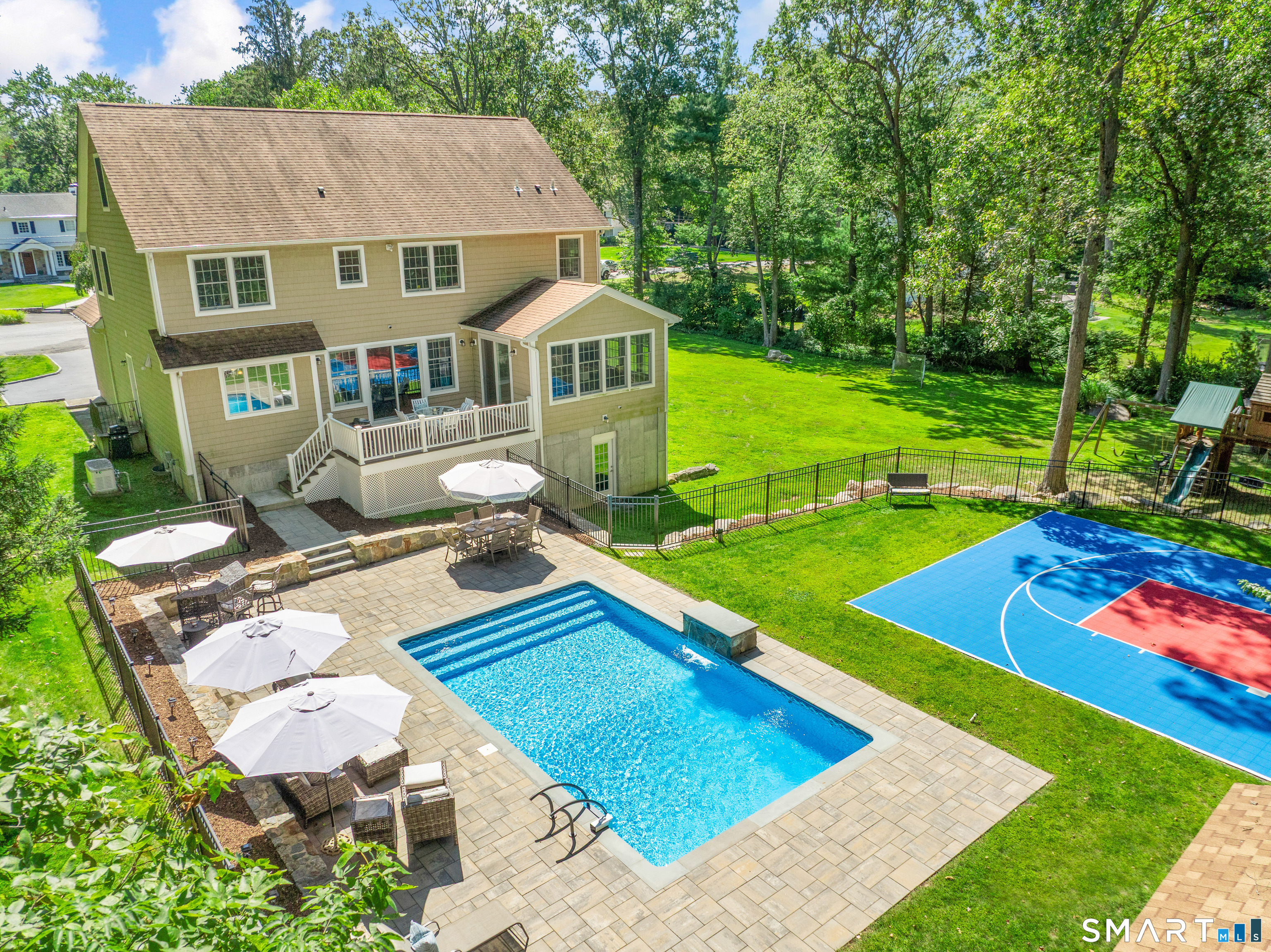 Summit Ridge Rd, Stamford, CT 06902 #1