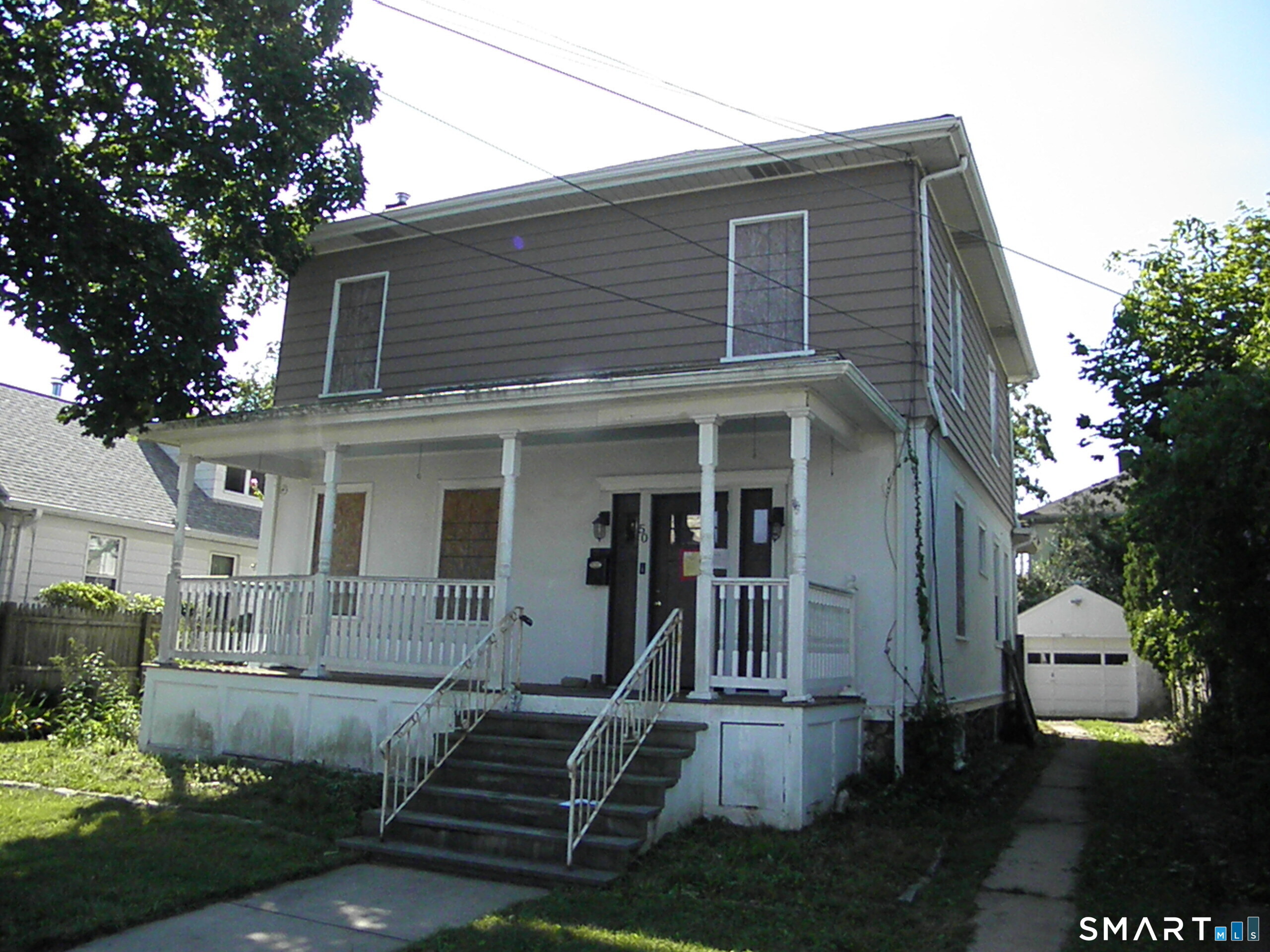 Sherman St, New London, CT 06320