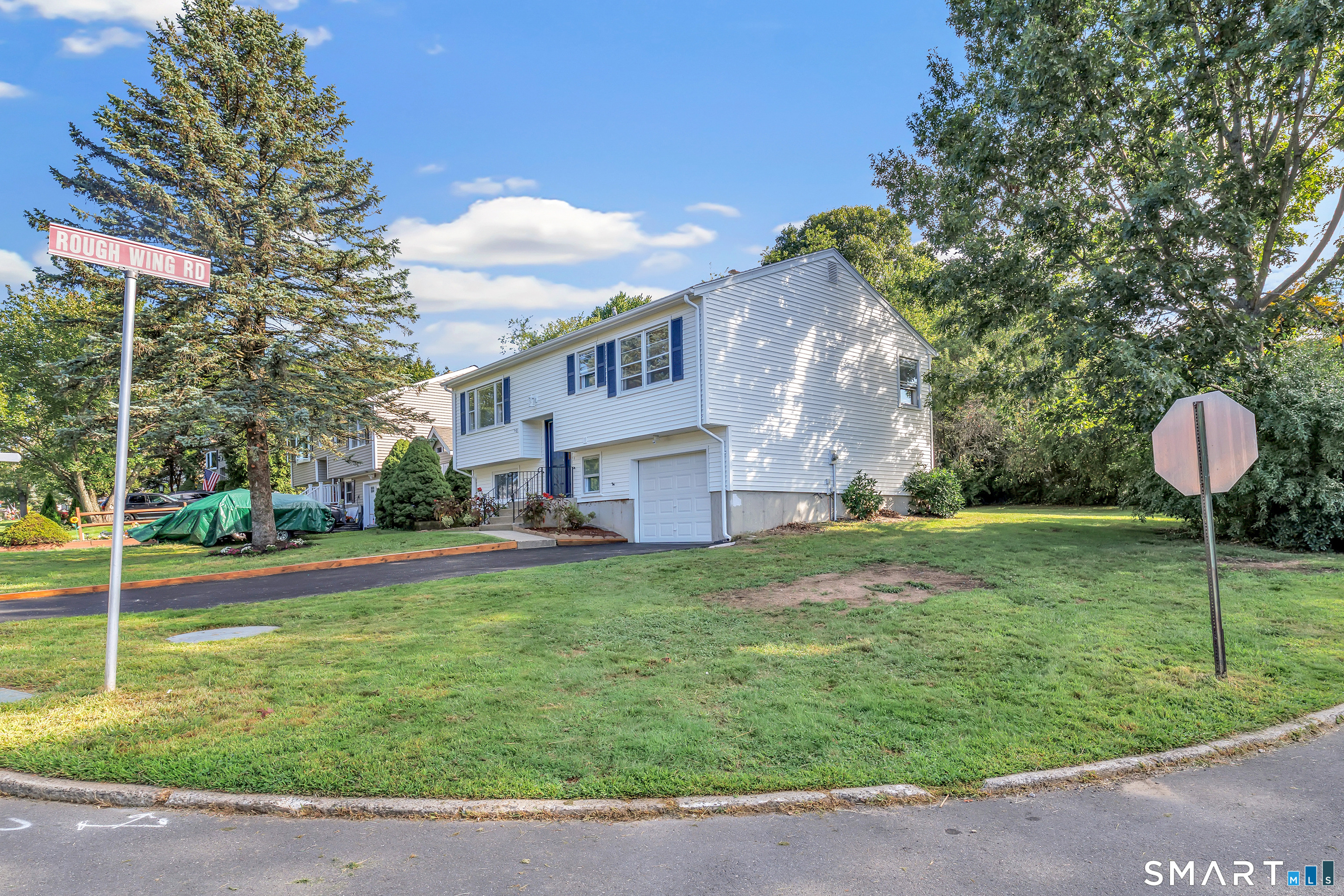 Meadow Lark Rd, Naugatuck, CT 06770