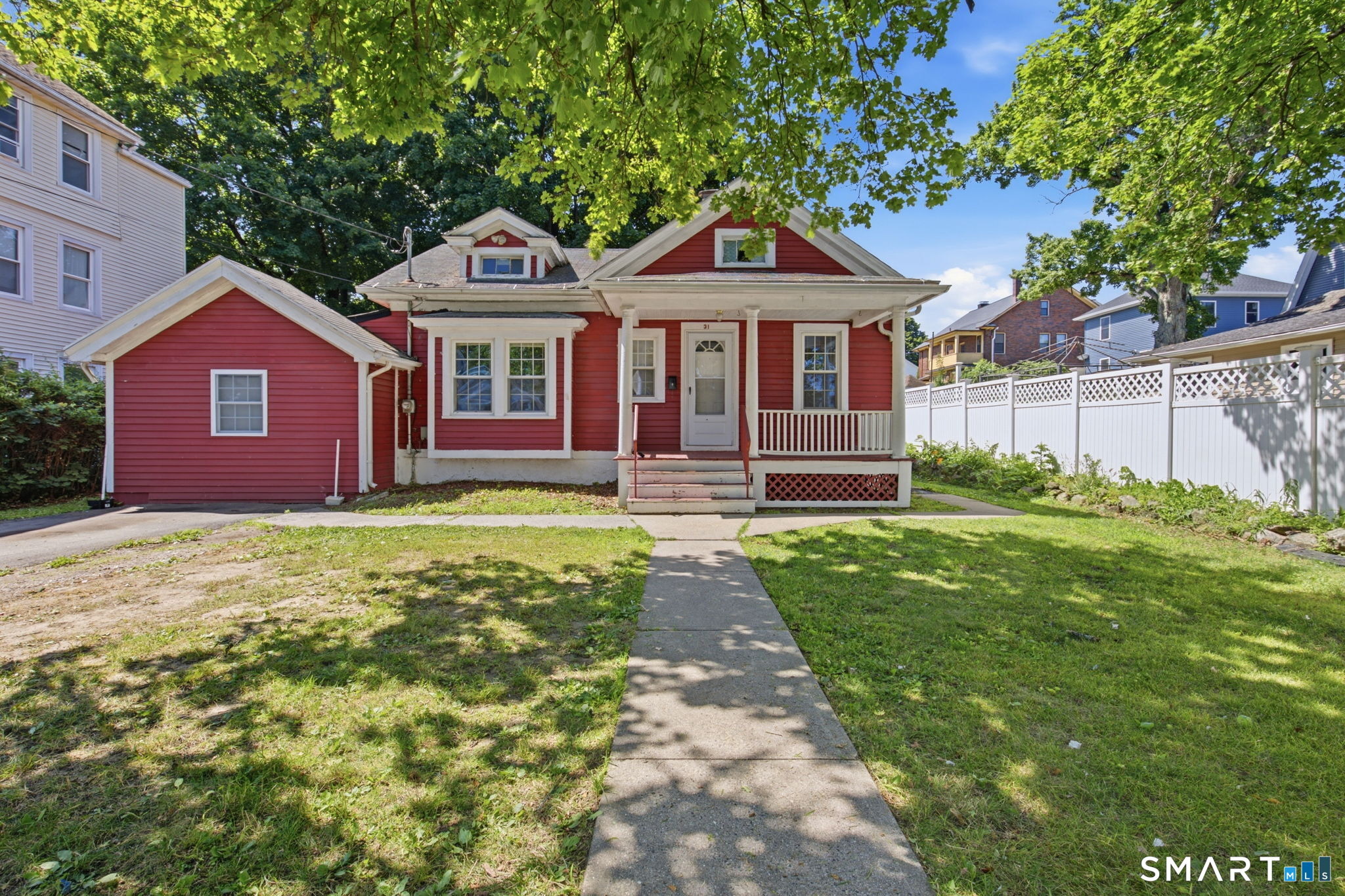 Amaryllis Ave, Waterbury, CT 06710