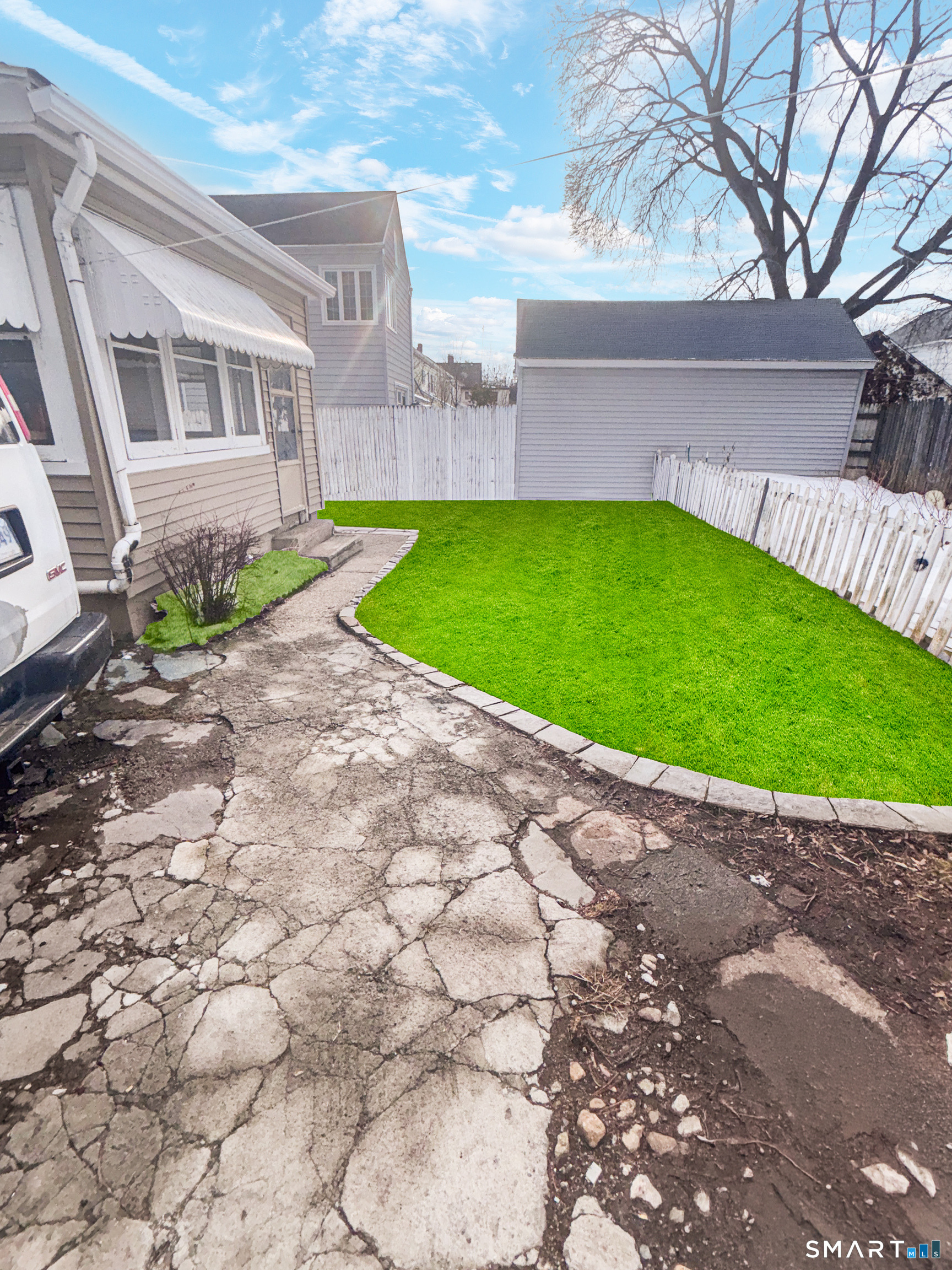 Jackson Ave, Bridgeport, CT 06604