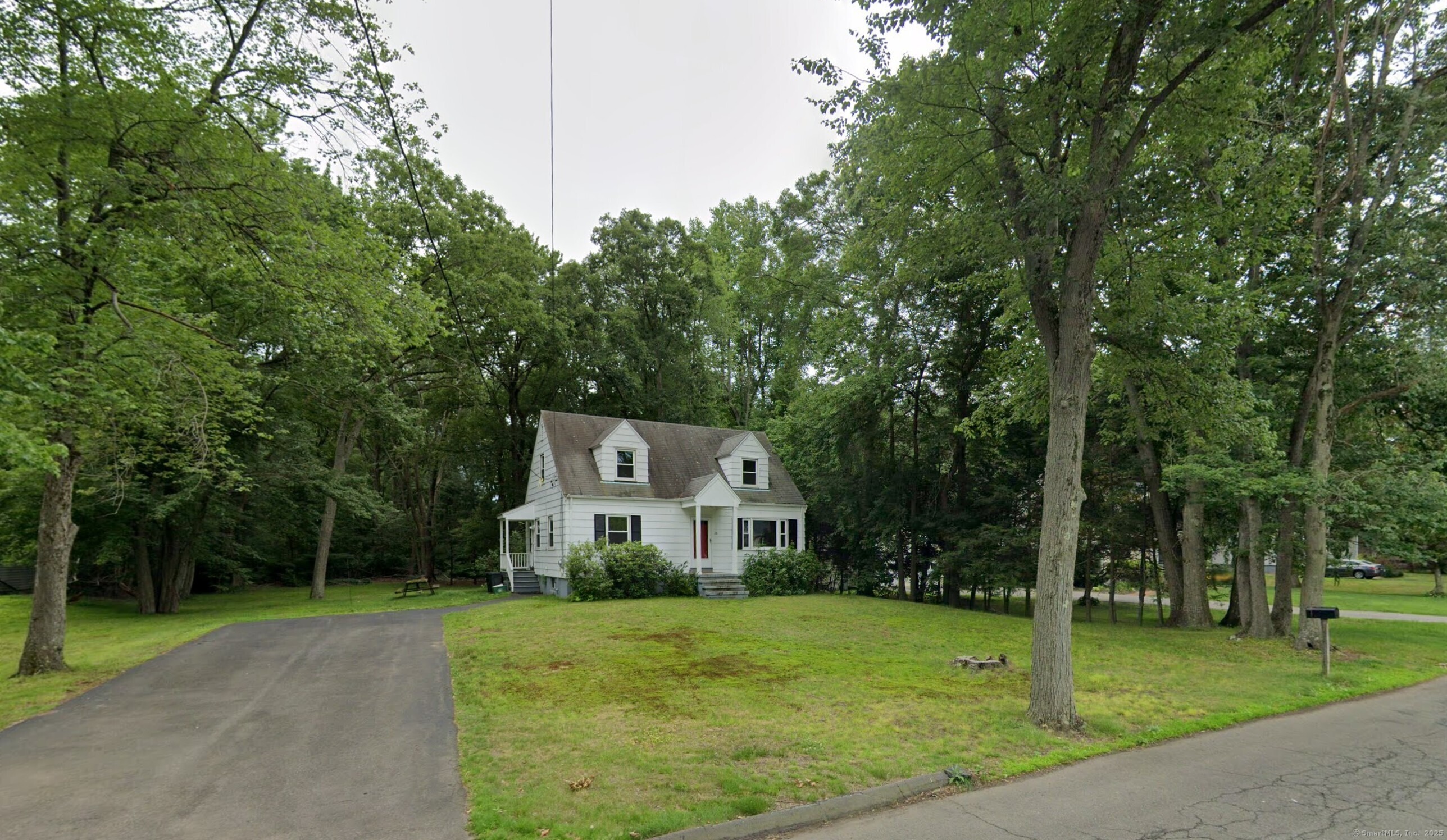 North Ave, North Haven, CT 06473 #1