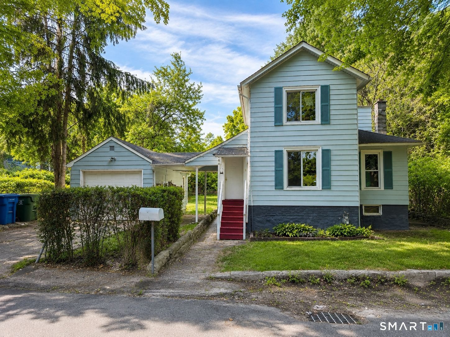 City Mills Ln, Waterbury, CT 06704