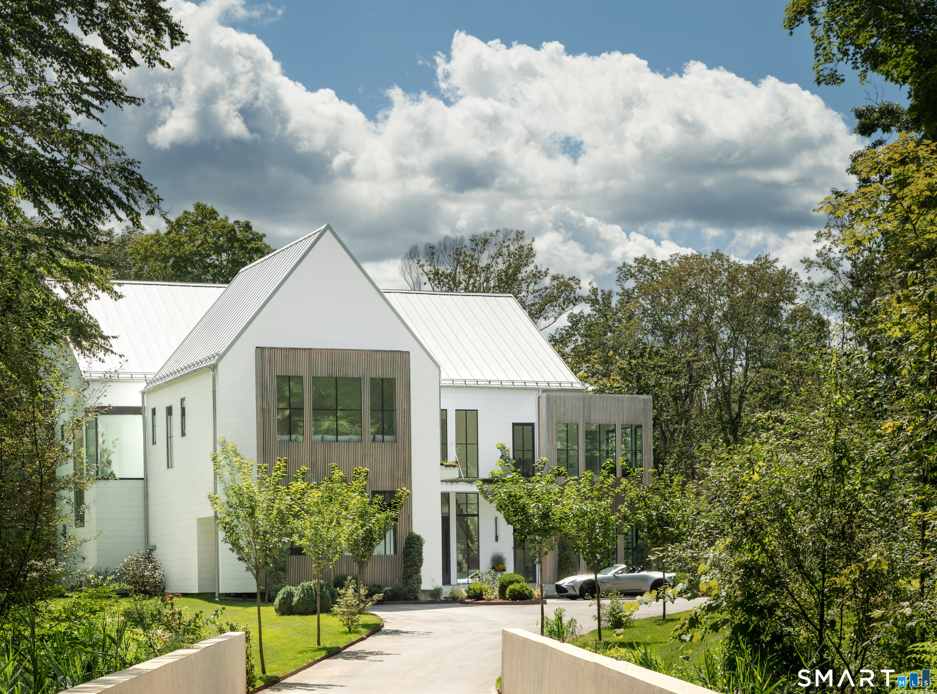Mohawk Ln, Greenwich, CT 06831 #1
