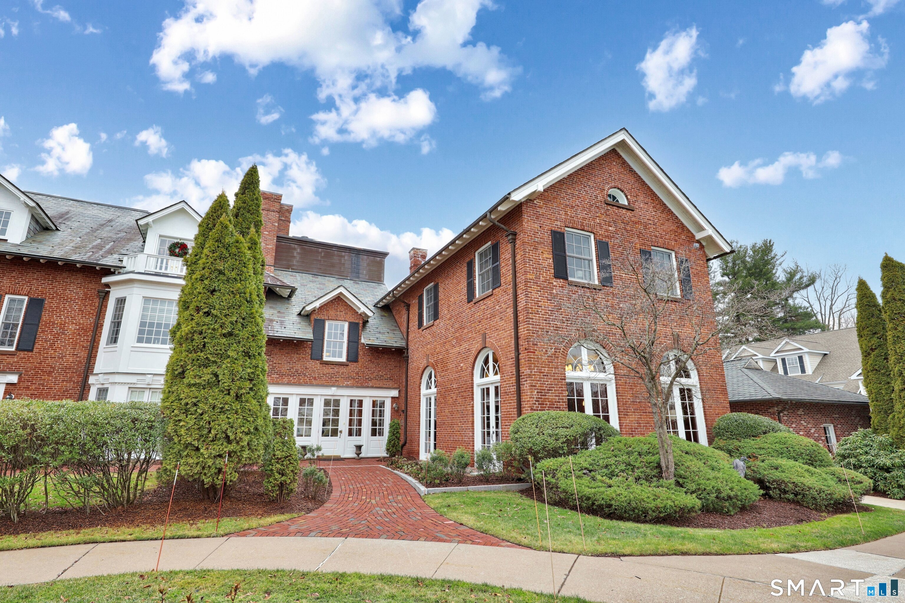 Asylum Ave, Hartford, CT 06105