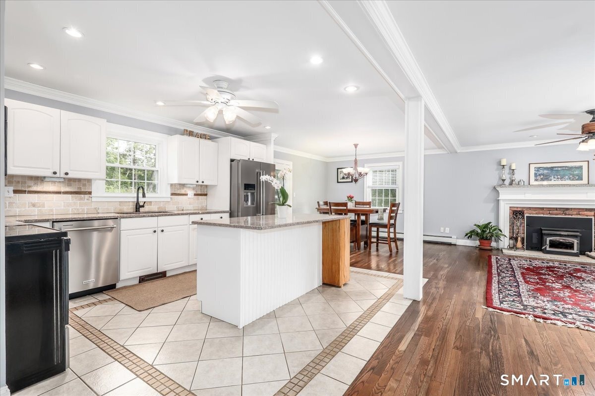 Botsford Hill Rd, Newtown, CT 06470 #1