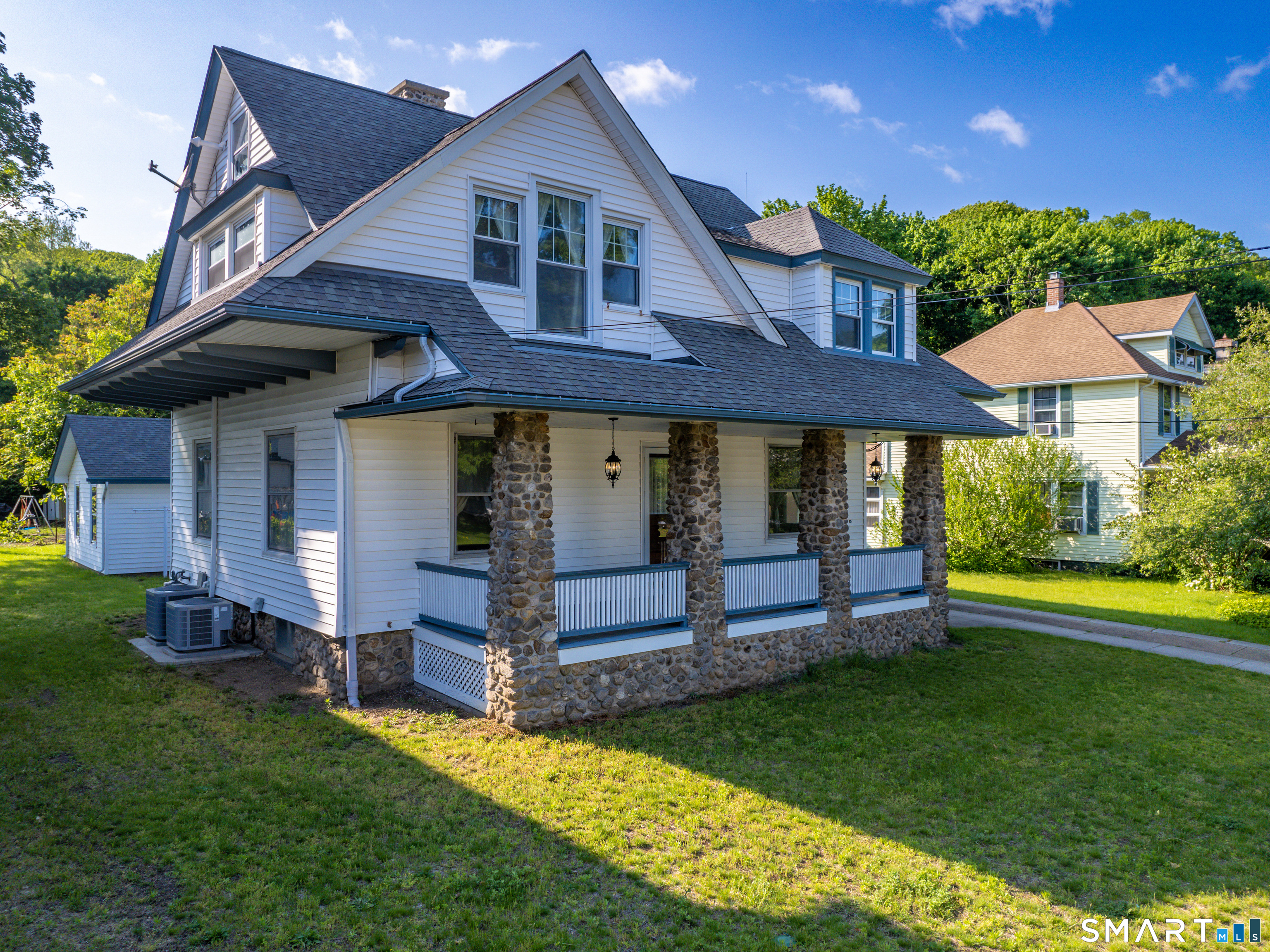 Thames St, Norwich, CT 06360