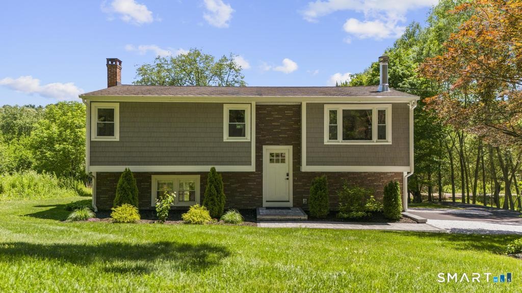 Town Farm Rd, New Milford, CT 06776