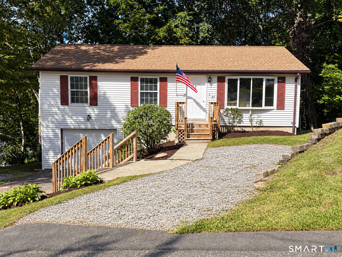 Rockwood Ave, Ansonia, CT 06401
