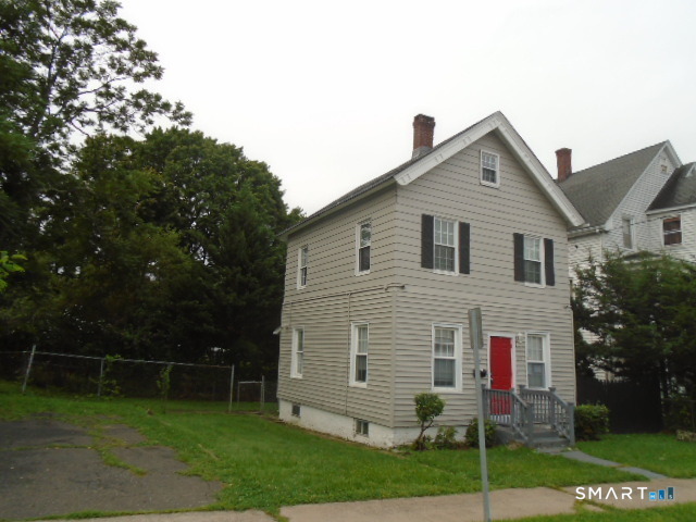Trinity St, New Britain, CT 06051