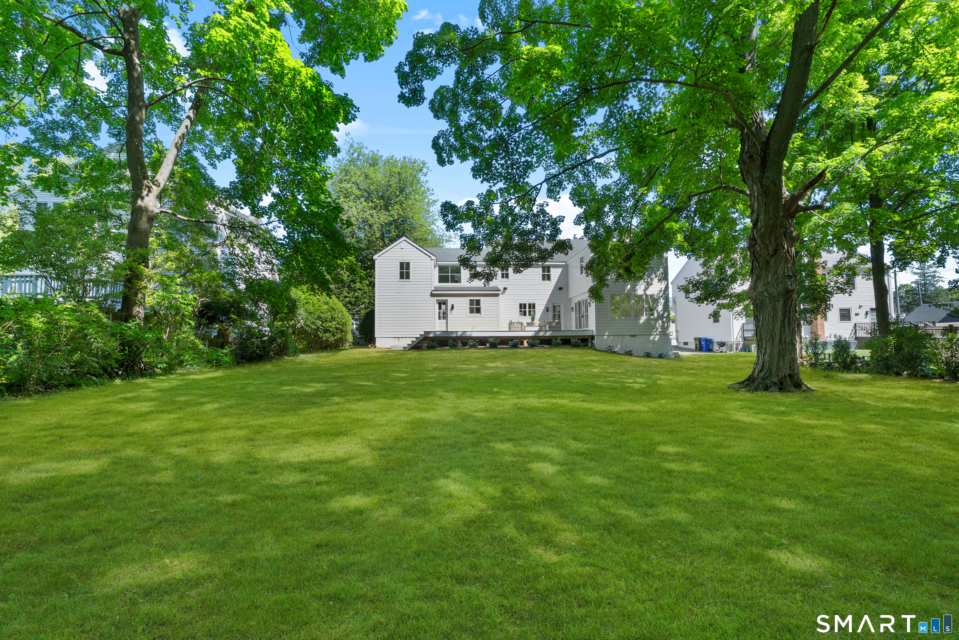 Grace St, New Canaan, CT 06840 #1