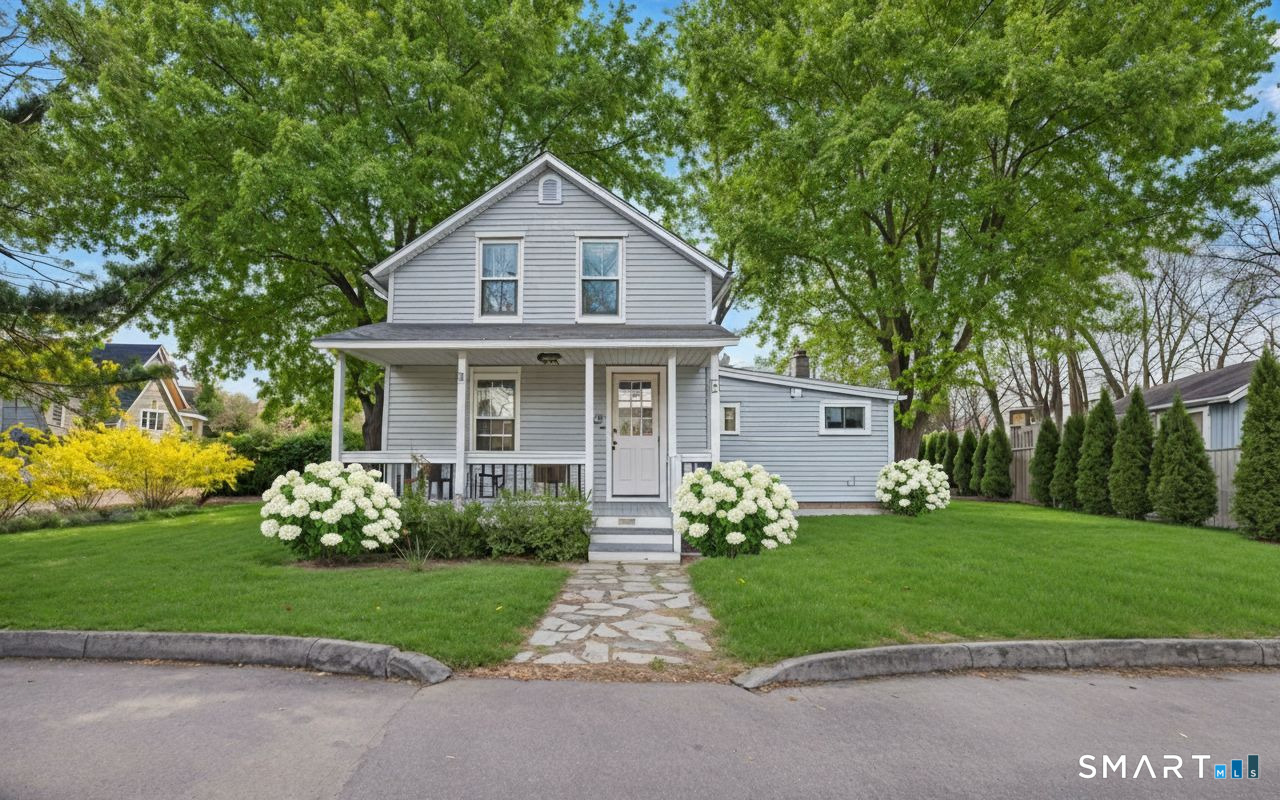 Maple St, Darien, CT 06820