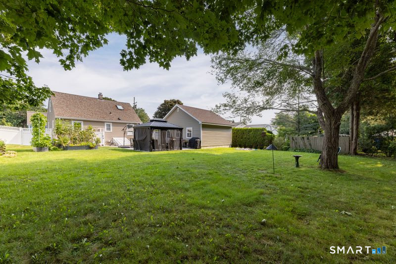 Arch St, Pawcatuck, CT 06379 #1