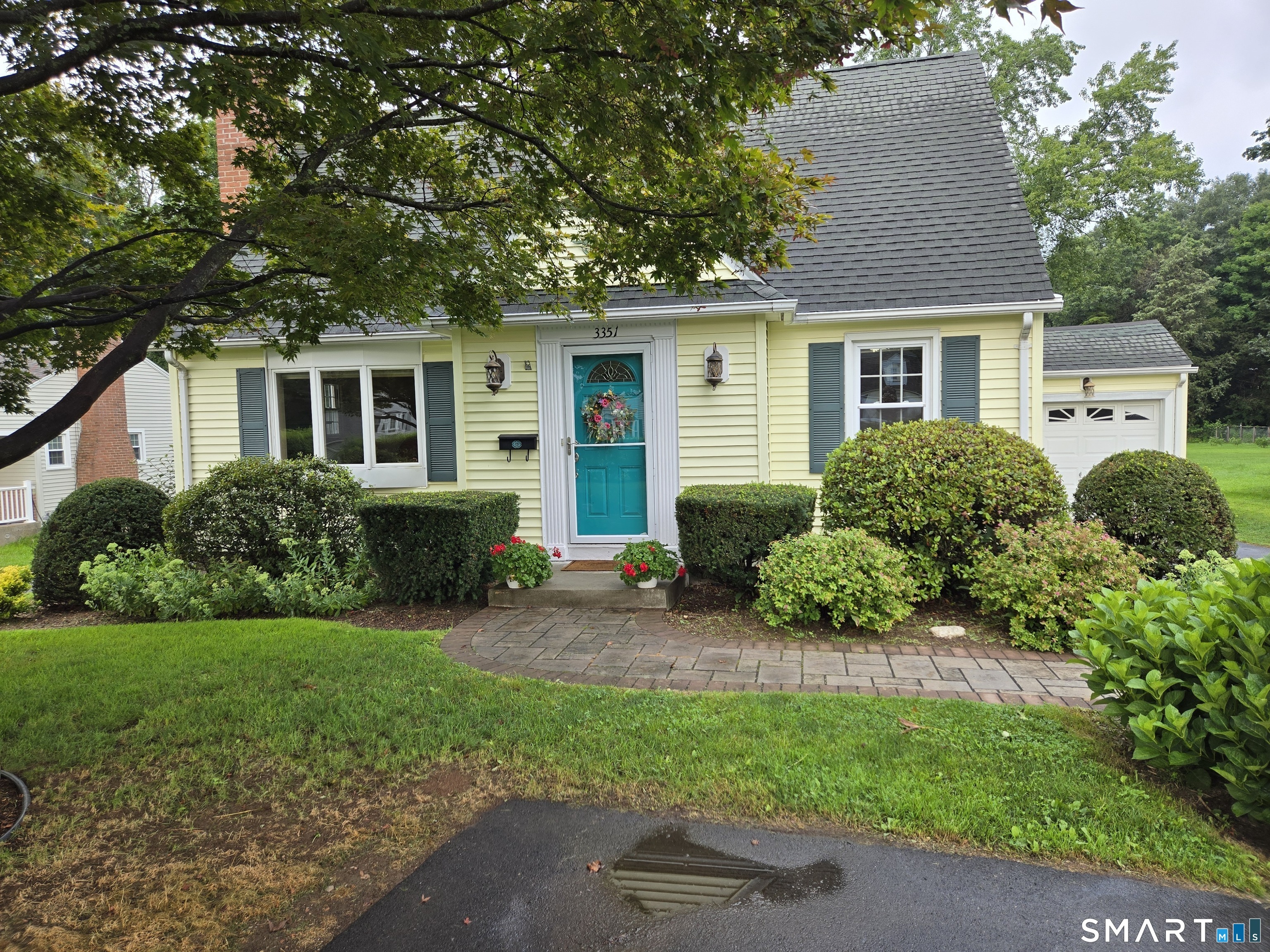 Main St, Rocky Hill, CT 06067