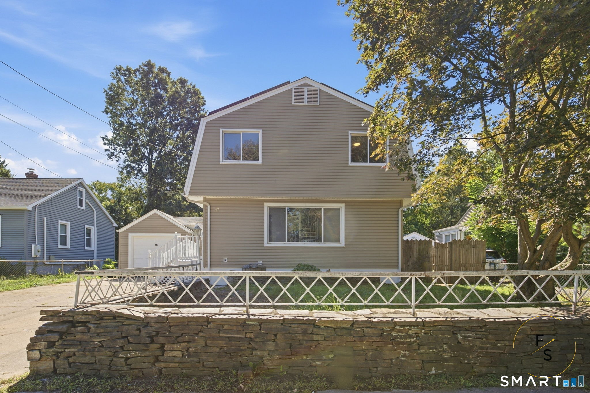 Oxford Dr, East Hartford, CT 06118 #1