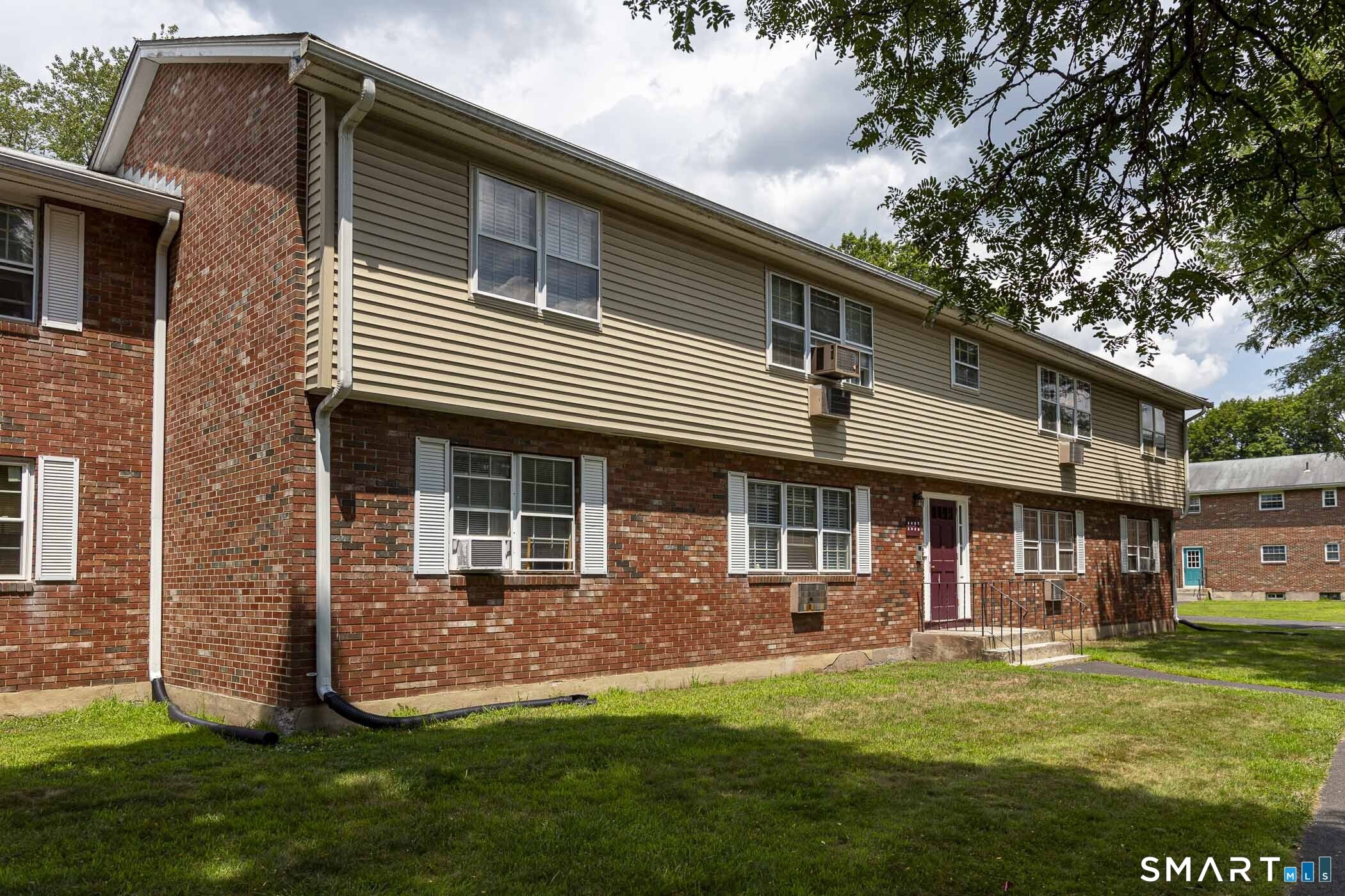 Blue Hills Ave, Bloomfield, CT 06002