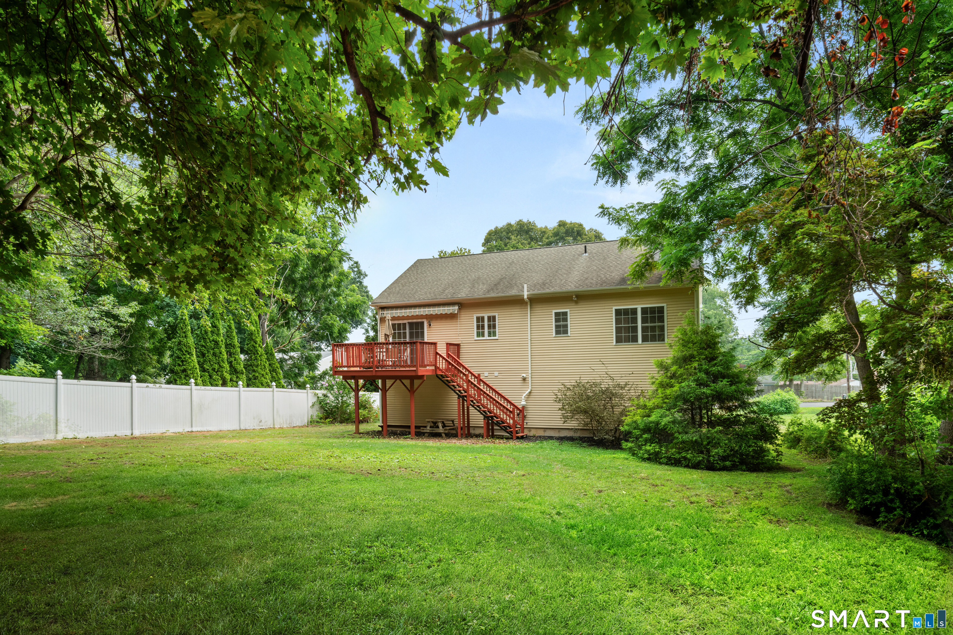West St, Woodbridge, CT 06525 #1