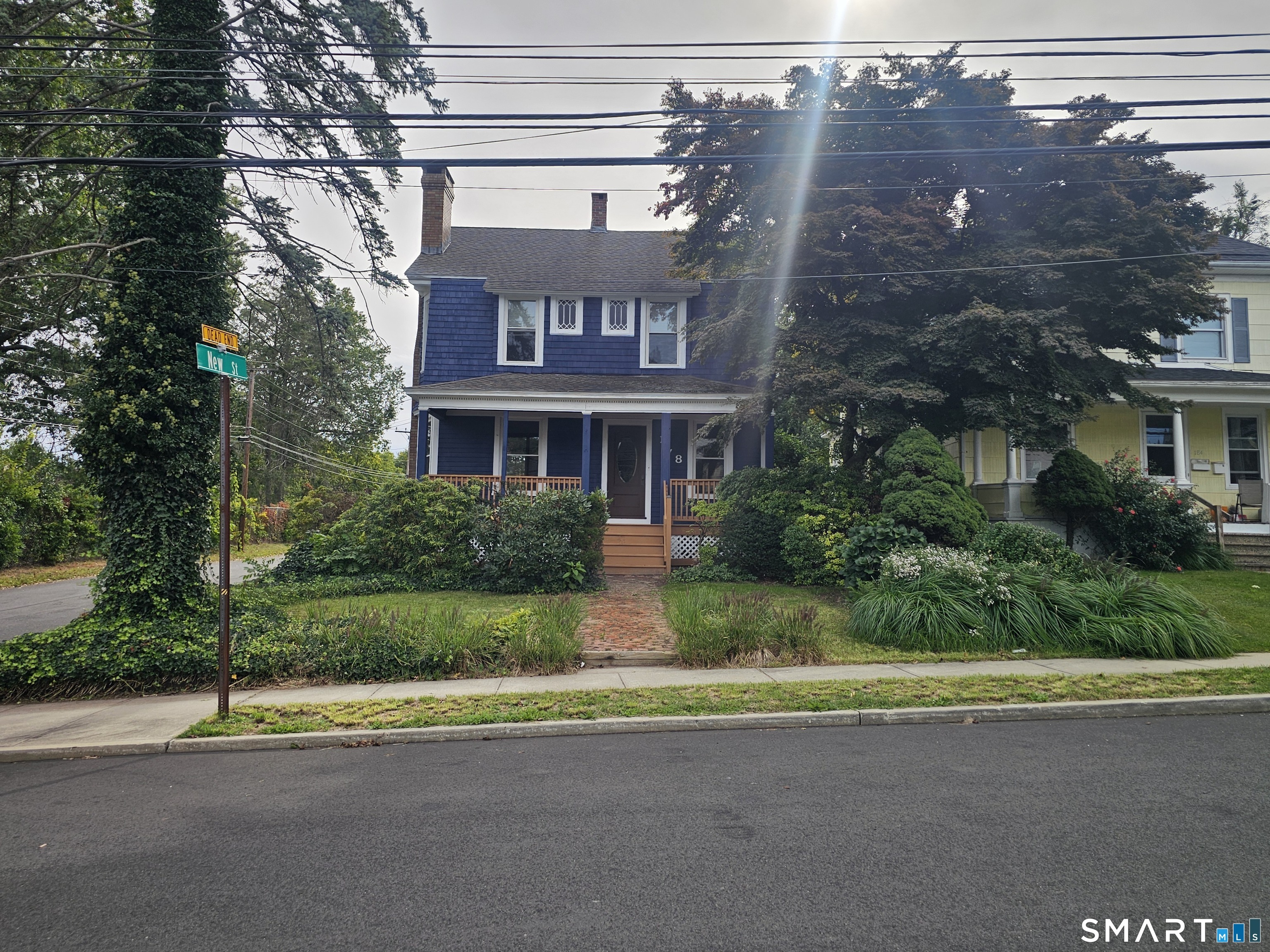 Elm St, Meriden, CT 06450