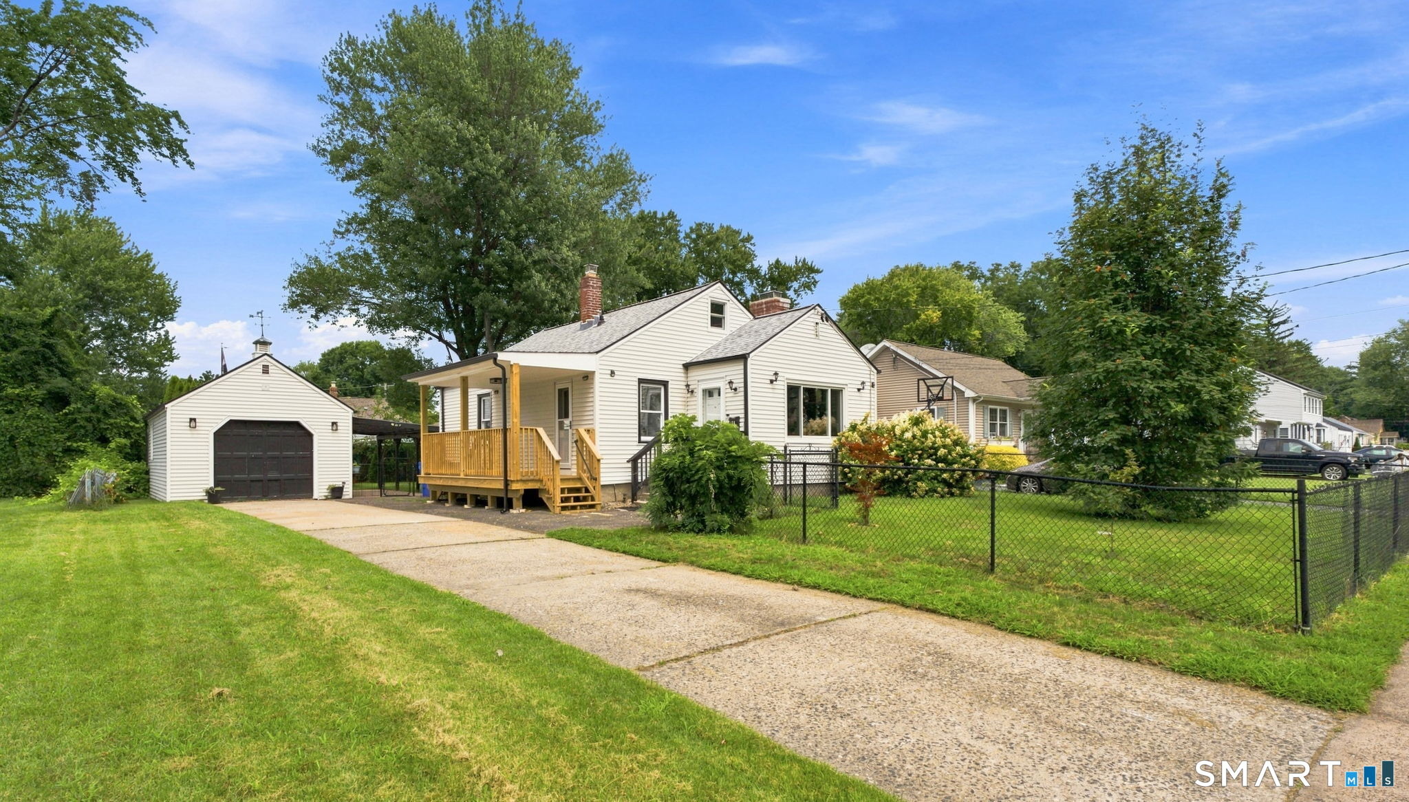 Oxford Dr, East Hartford, CT 06118 #1