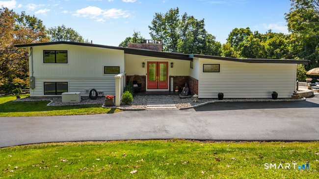 Pine Hill Rd, New Fairfield, CT 06812