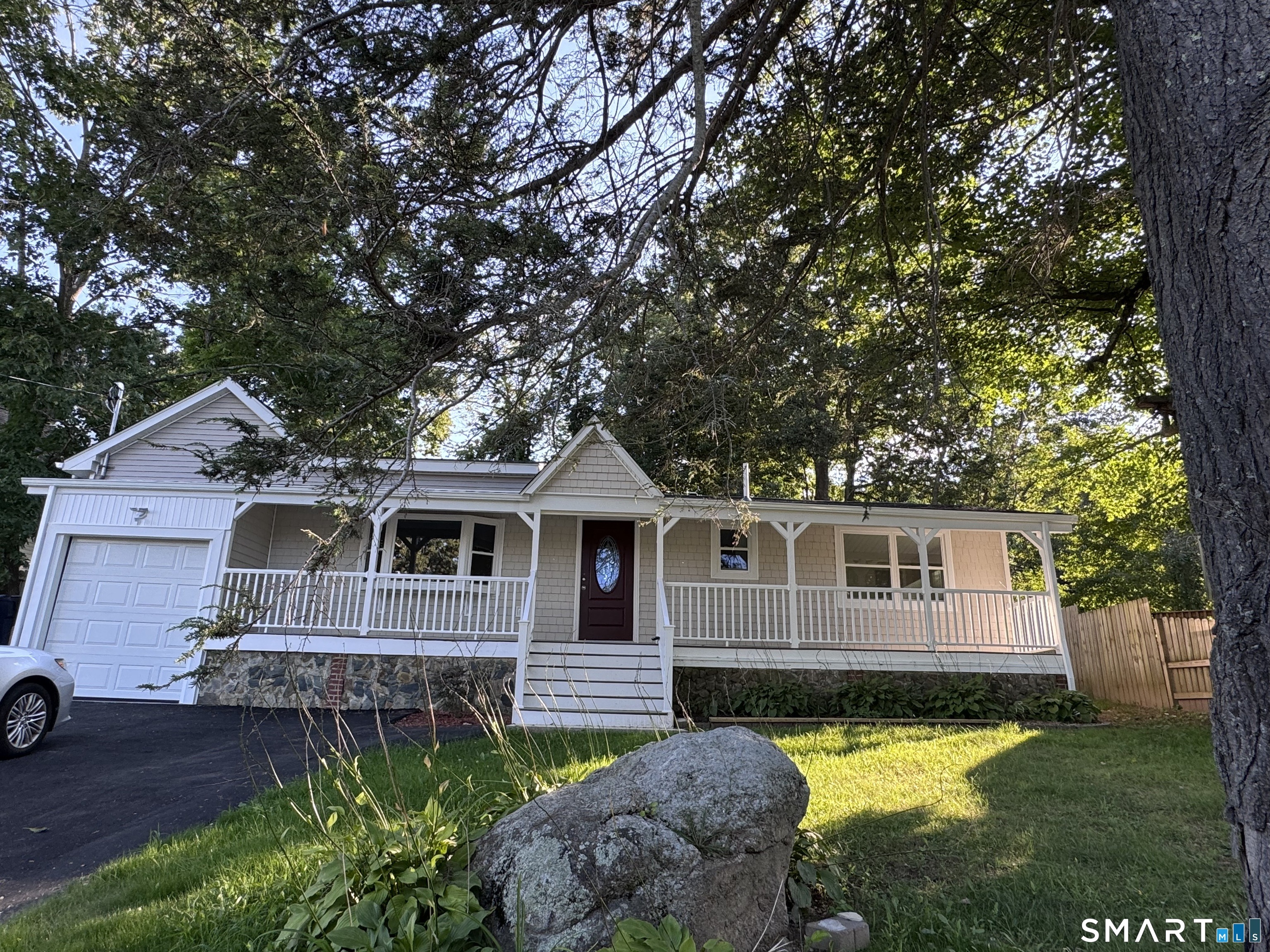 Fall Mountain Ter, Terryville, CT 06786