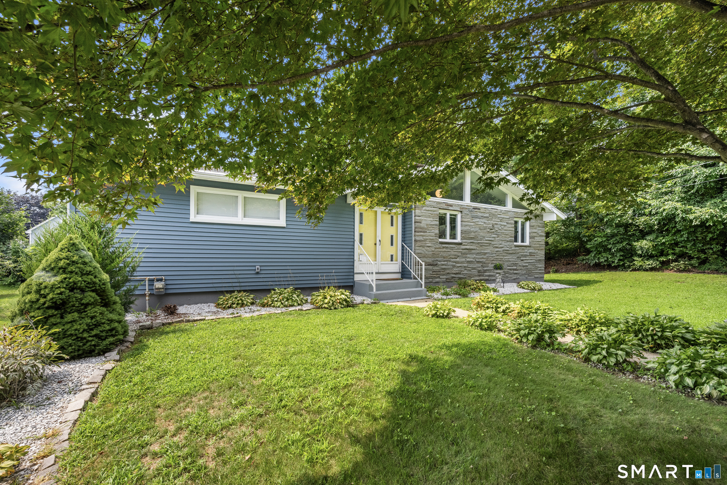 Carpenter St, Norwich, CT 06360 #1