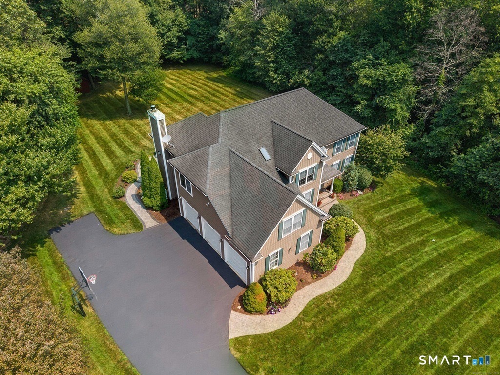 Harvest Gln, East Lyme, CT 06333