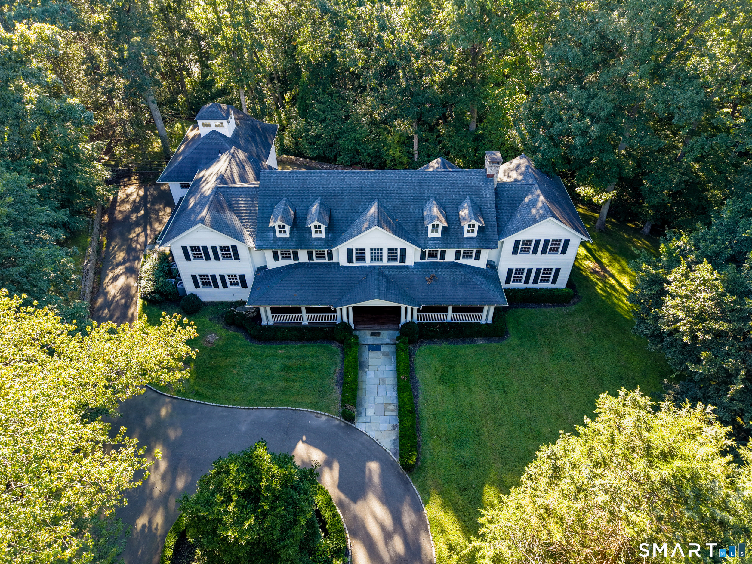 Hermit Ln, Westport, CT 06880